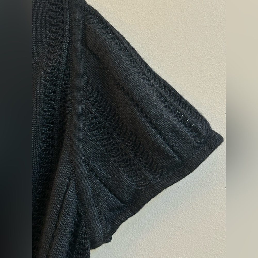 Carolina Herrera New York Cashmere & Silk Black Knit Short Sleeve Top, Italy - Picture 6 of 10